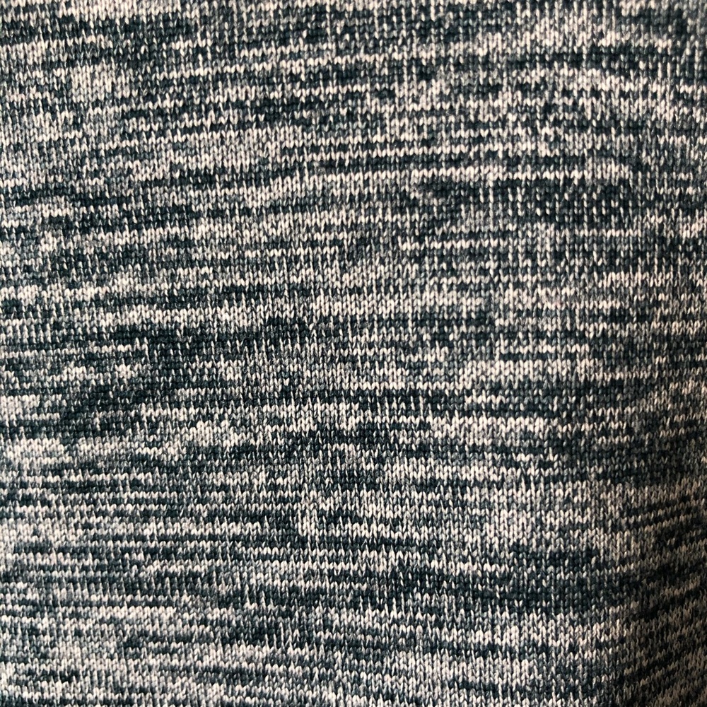 Eddie Bauer vented Pullover - Picture 6 of 6